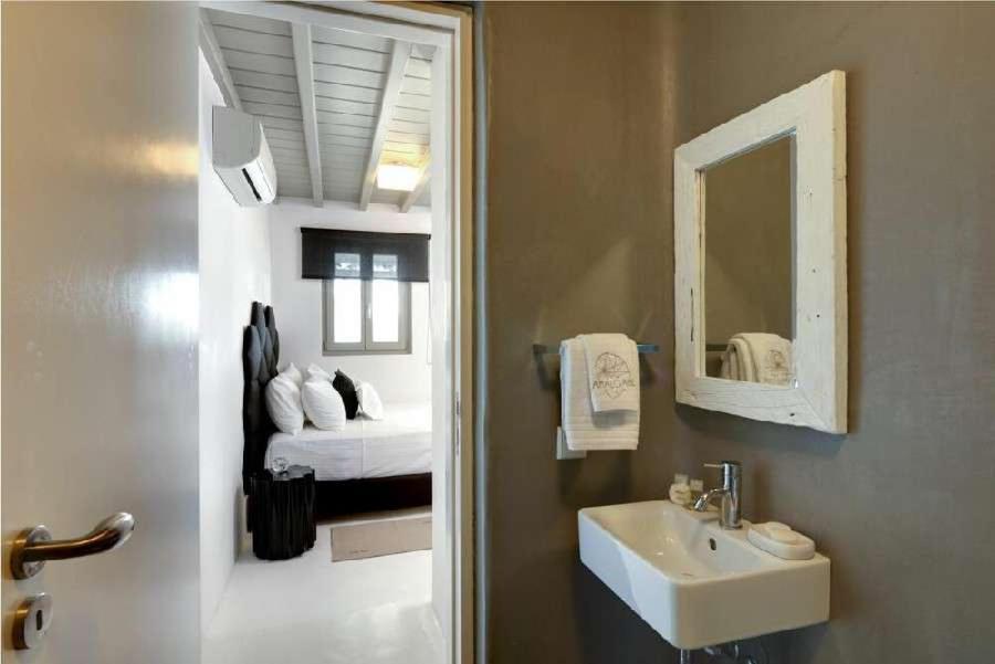 Villa Dafni 4Bed With Pool In Kalafatis Spilia Mykonos Town 外观 照片